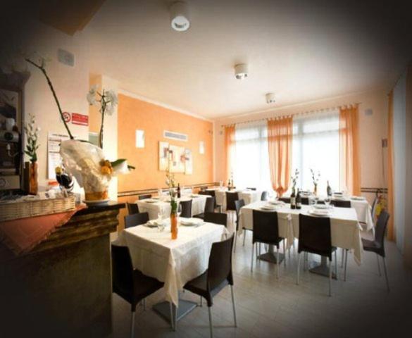 Hotel Ristorante Klaus Porto Tolle Exterior foto